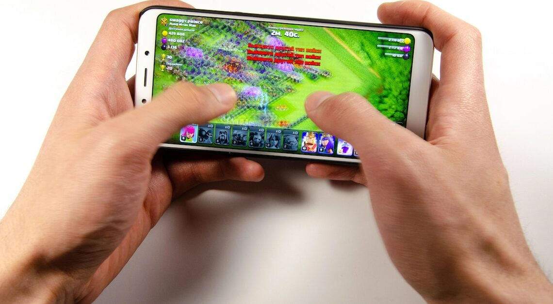 How to play Clash of Clans on Mac