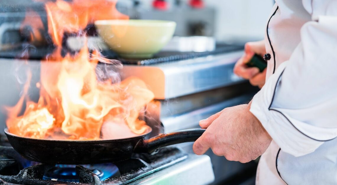 Flambéing: What it means and how it works