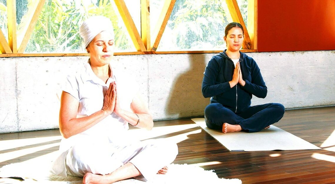 Kundalini Yoga: definition, exercises and risks of the style