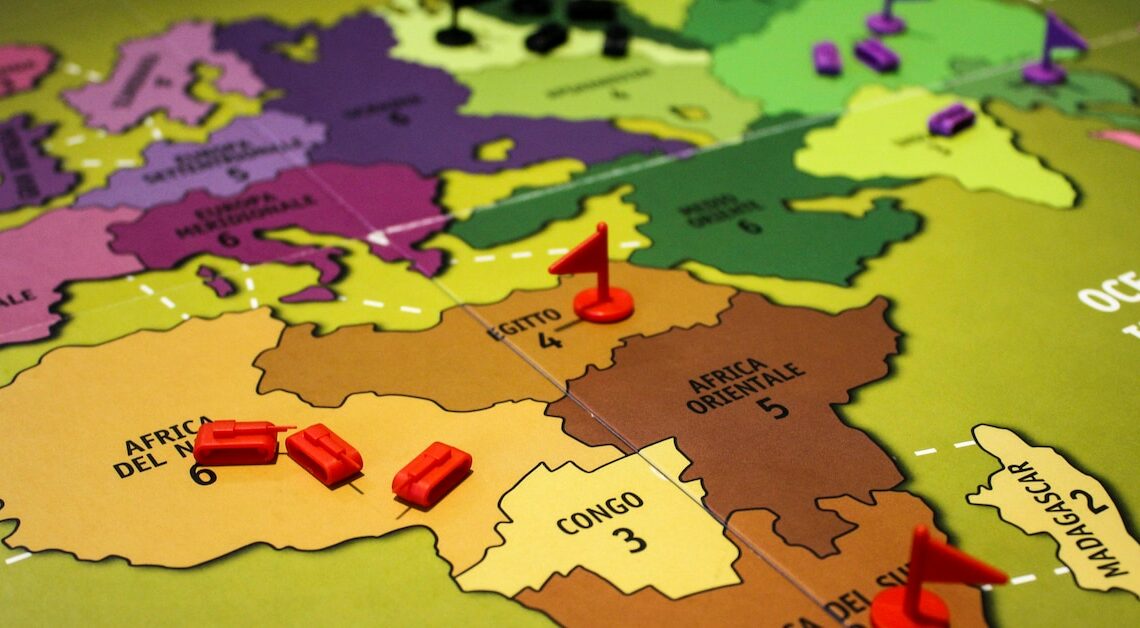 Play Risk online - the best links